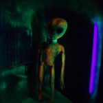 alien-in-blacklight alien-in-blacklight